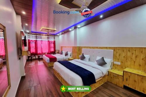 Goroomgo Grand Kailash View Home Stay Himachal pradesh