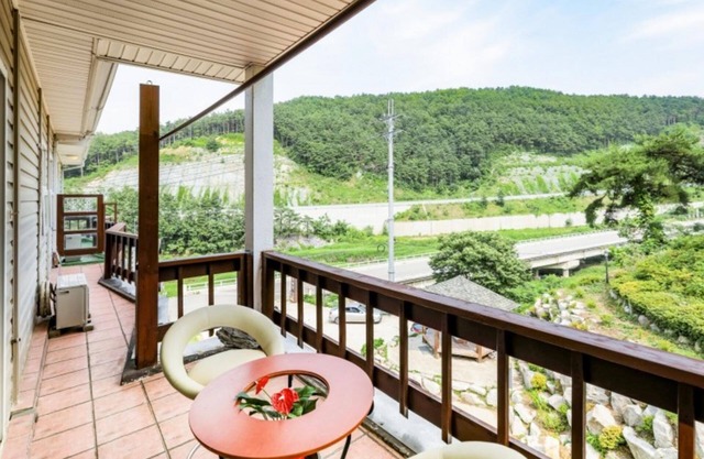 Goseong Daehwa Pension