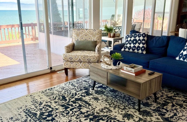 GOTL Strip - Private Beach - Lake Erie Views- Sunset Vacation Rentals