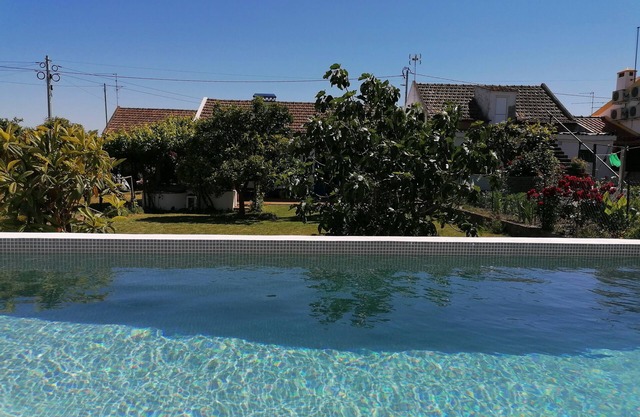 Grândola, maison typique avec piscine privée, proche de la mer.