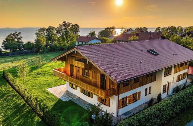 "Graf Chiemo Suites" luyury living direkt am Chiemsee mit privatem Seezugang!