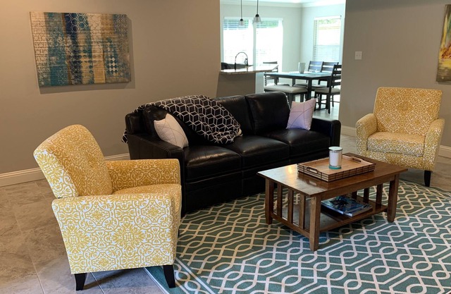 Granbury Get-Away with a Modern Touch