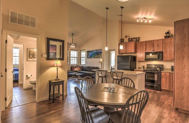 Granby Condo with Balconies, Mtn Views and Pool Access!