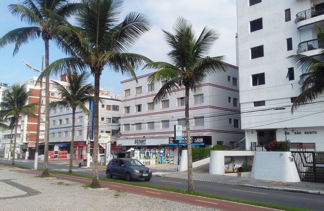 GRAND BEACH: Excellent appartement. pleine vue sur la mer. Accepte 08 personnes.