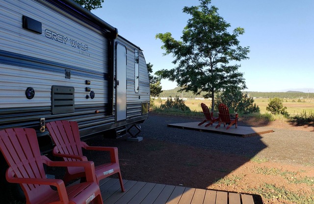 Grand Canyon RV Glamping Premium Suite (Glamping Getaway)
