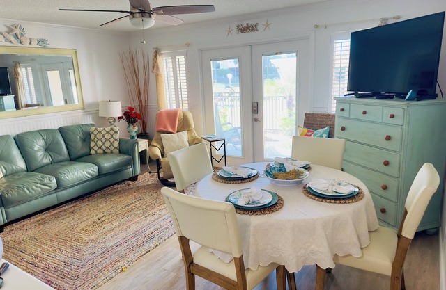 Tranquille, confortable et pratique; Condo de plage au 1er étage @ Perdido Key