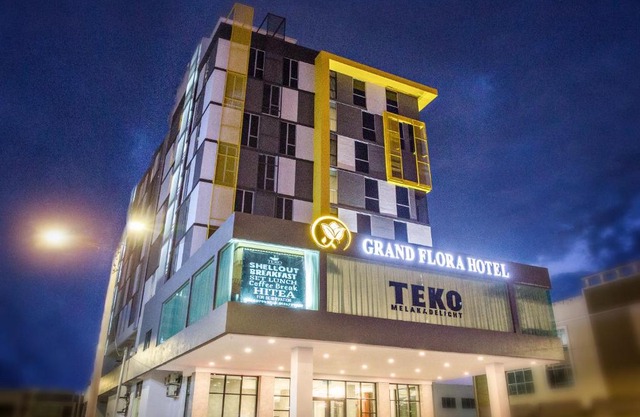 GRAND FLORA HOTEL