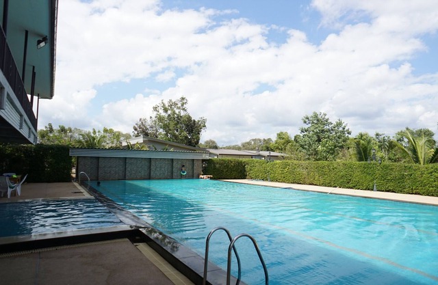 New Samedngam Resort