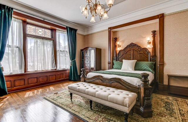 Grand Historic Retreat | 3BR Suite | Modern Comfort & Classic Charm
