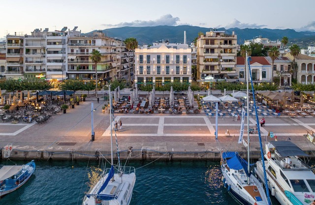 Grand Hotel Kalamata