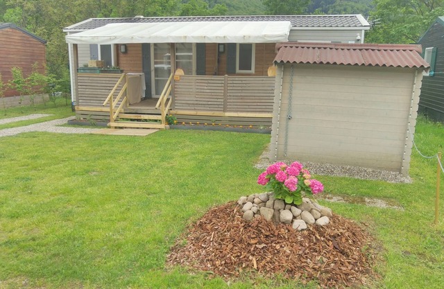 Grand Mobil-home 6 personnes 3 chambres 2 s de bains camping 3* Parc de la Fecht