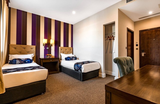 Grand Sapphire Hotel & Banqueting