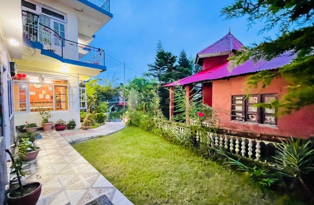 Grand view lodge and Restaurant Dharamshala