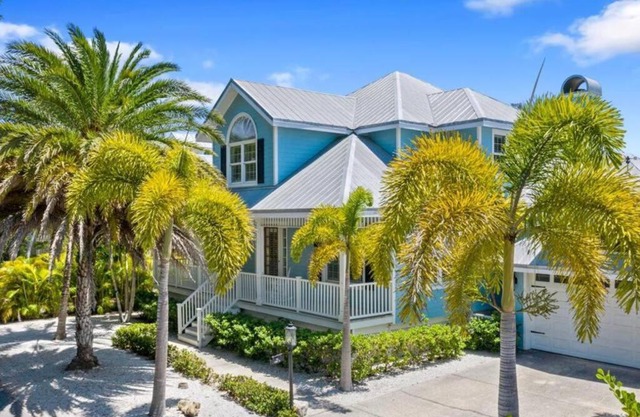 Grande Canal - Captivating 3 bedroom retreat