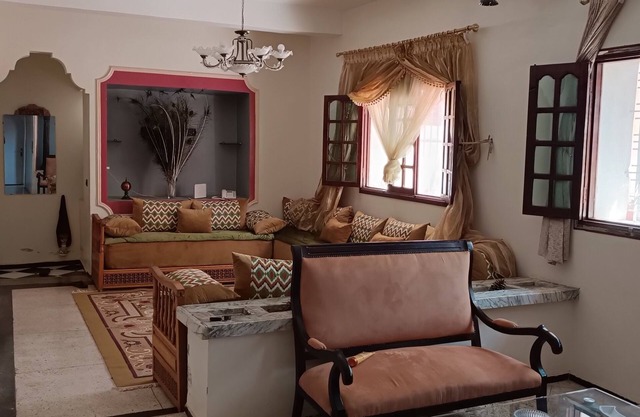 Grande Maison à Côté de L'aéroport Rabat Salé