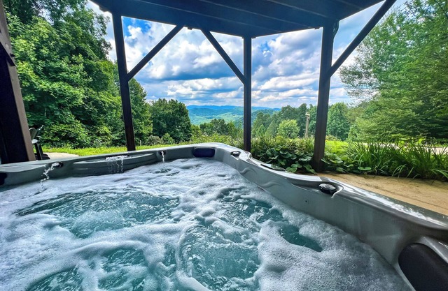 Limited-Time April Deals—Your Dream Getaway at Grande Vue