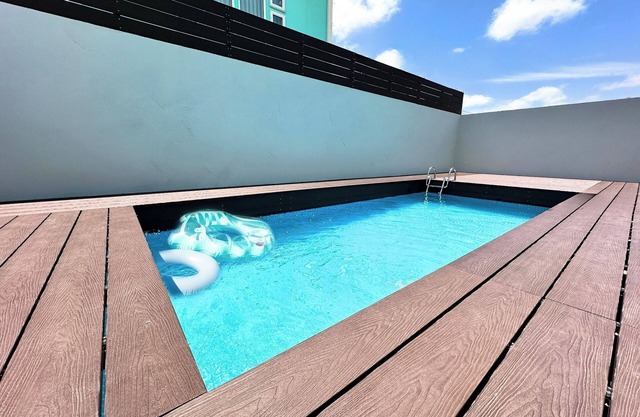 Grandioso Okinawa Pool Villa Kin 2E16 people3 mi / Kunigami-gun Okinawa