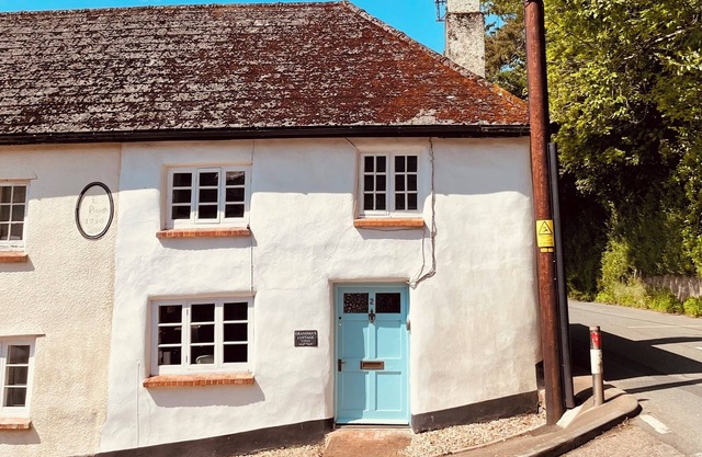 Grandma's Cottage in lovely Mid-Devon. Great for your springtime escape.