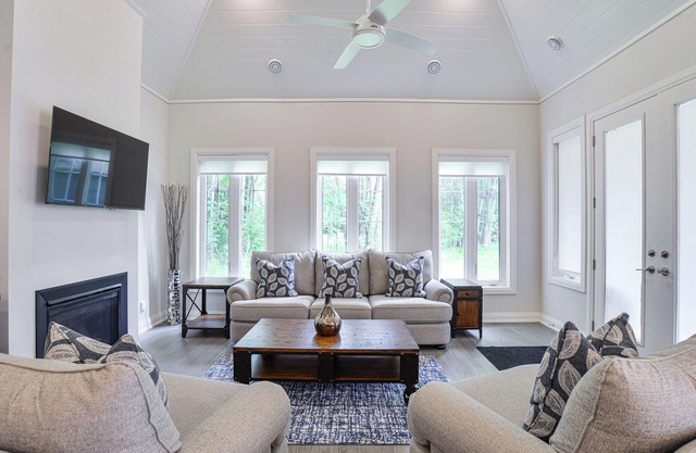 Granite Cottage #17