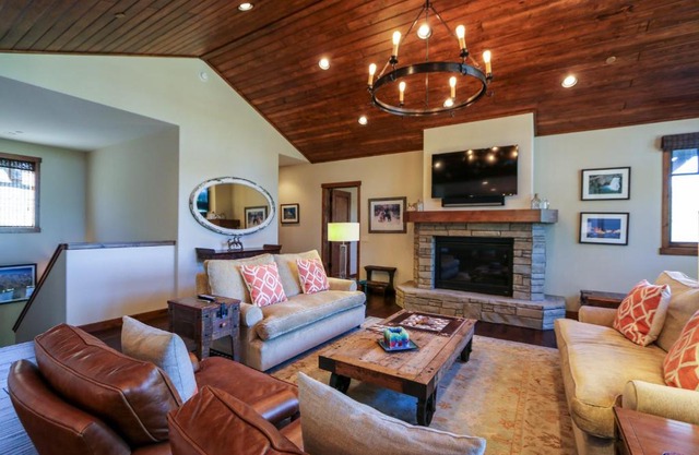Gray Stone Condo #2110
