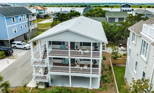 Gray Whale B by Sea Scape Properties