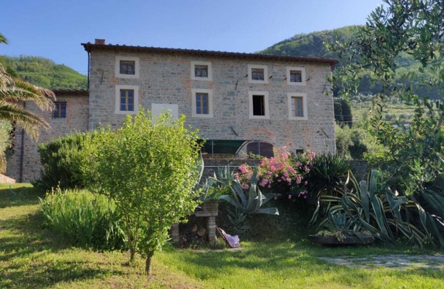 Grande 16ème siècle Villa fidèlement restaurée pour la famille ou vacances romantiques