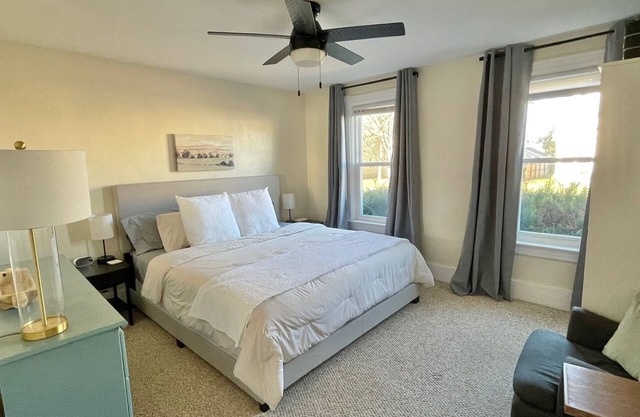 Great 2 bedroom - travel workers welcome!