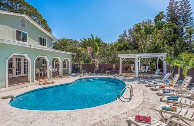 Great 6BR for All Ages/Heated Pool 5 Min to Beach by RedAwning