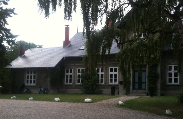 Grand appartement dans maison de gardien historique sur la bonne Bredeneek