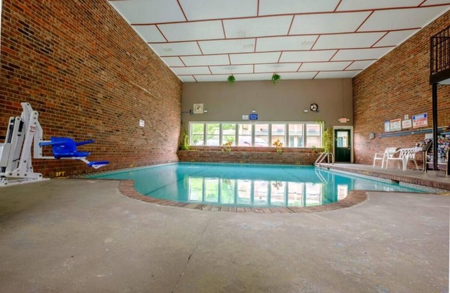 Great Deal! 2 Awesome Units, Pet-Friendly, Near Southside Historic District