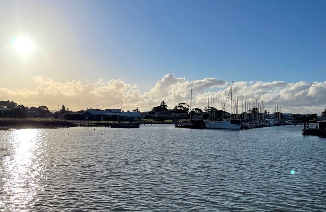 HUGE DISCOUNT FOR OCTOBER SCHOOL HOLIDAYS$ 200 per night