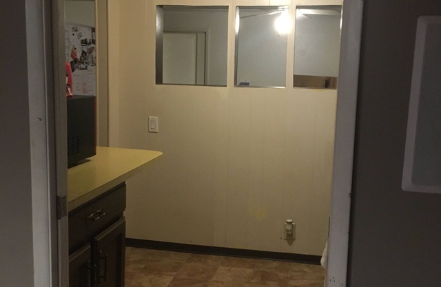 Great location, amazing views, backyard totally fenced in with total privacy.