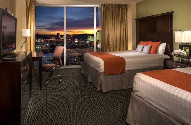 Great Location & Amenities! 2 Modern Units, Parking, Onsite Dining, Gambling!