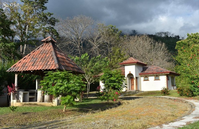 Grande maison familiale avec toutes les commodités