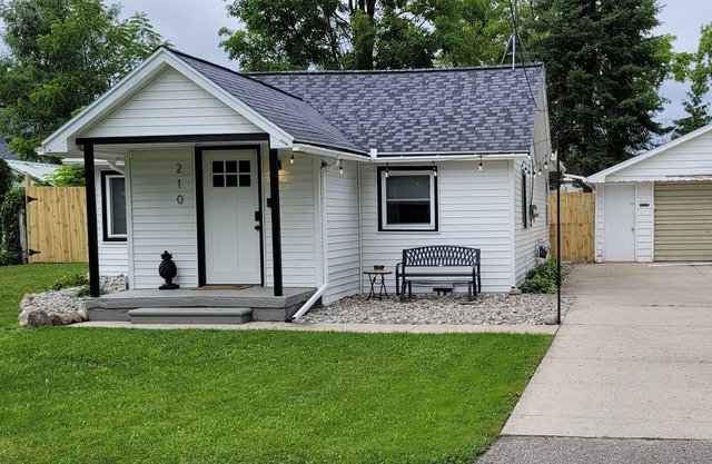 Great location for outdoor activities; swimming, UTV, ATV, hunting, fishing....