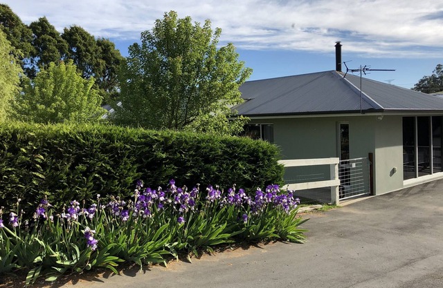 Great, pet friendly location to base your stay in the Adelaide Hills