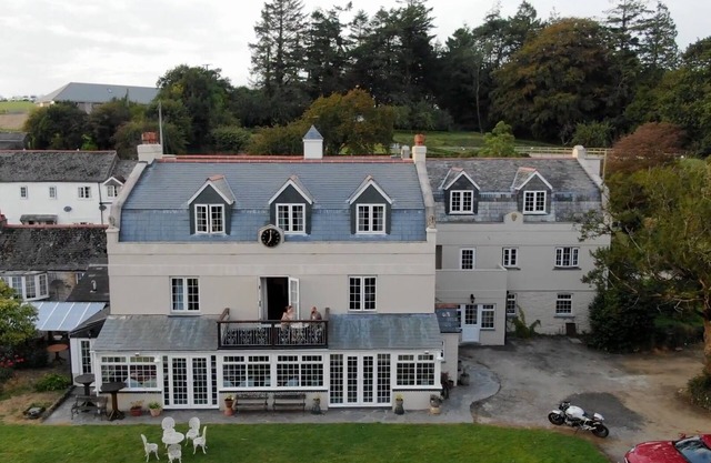 Great Trethew Manor Hotel & Restaurant