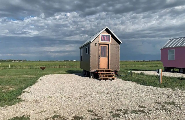 Great View Tiny Home - Late Arrivals Welcome