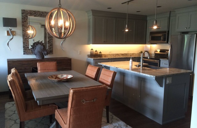 La vue est superbe, très bien situé, entièrement rénové et meublé, Jackson Hole Condo !!