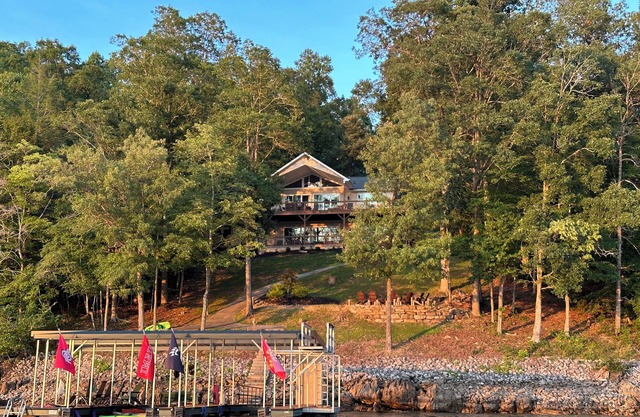 Superbes vues, maison mieux notée sur Big Creek, lac Norris