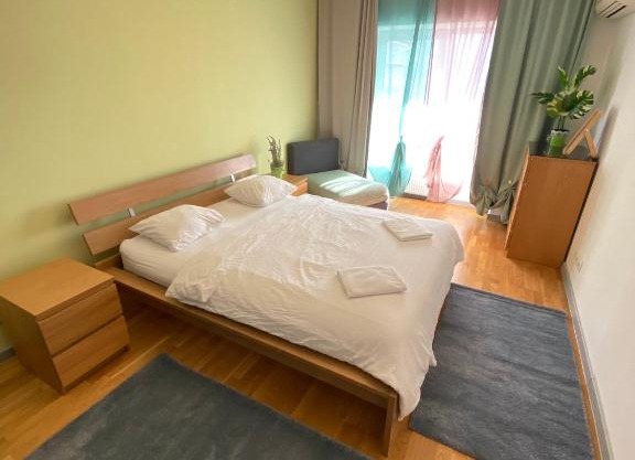 green apartment 214 with private PARKING