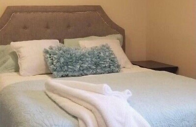 Green Lake 2 chambres condo confortable.