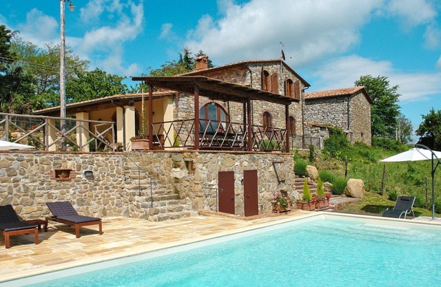 Green oasis of peace! Tuscan country house 10 pers. Panoramic view pool