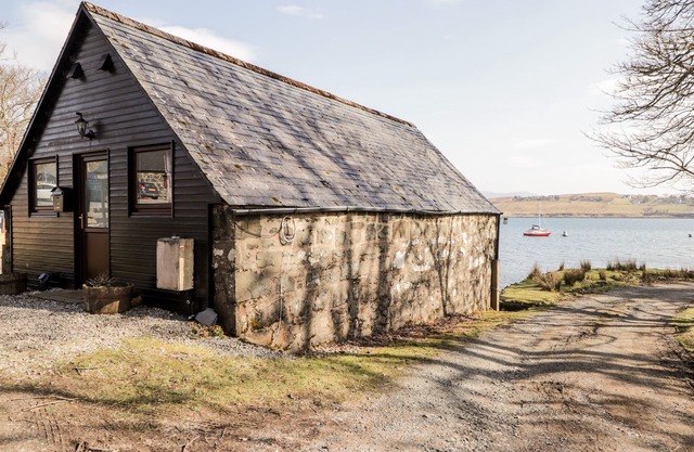 Greshornish BOATHOUSE, les animaux de compagnie à Dunvegan, Ref 9279