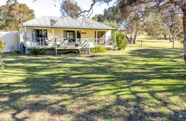 Grevillea 63 Burgar Rd Middleton