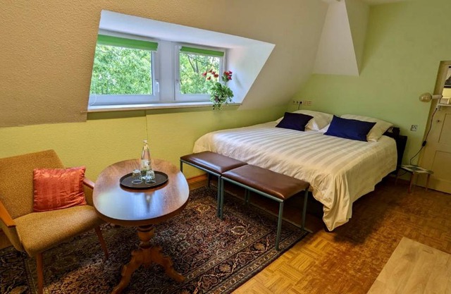 Große Ferienwohnung mit Loggia und Garten in Cottbus (direkt am Klinikum)