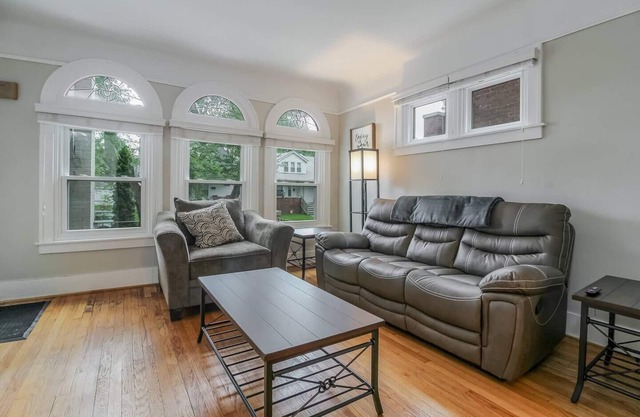 ★★ Escapade à Grosse Pointe ★ ★ Downtown Detroit Close ★ 6