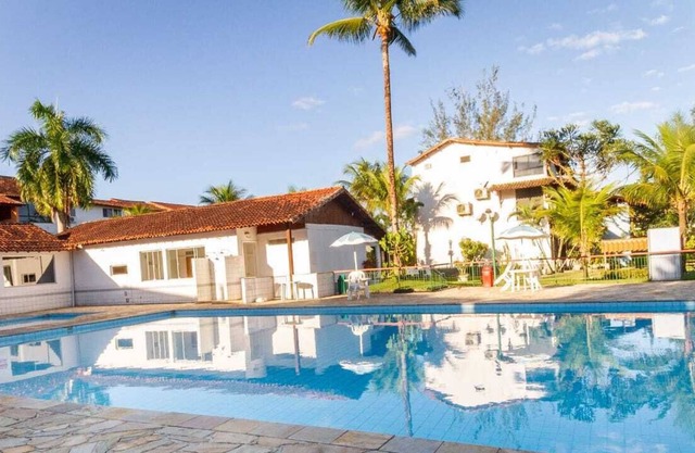 Ground floor apartment in condominium, club, beach, sea, restaurants and amenities