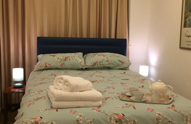 Rez-de-chaussée Brecon appartement. No 6 Boleyn House. Wifi gratuit. Cuisine et salle de bain