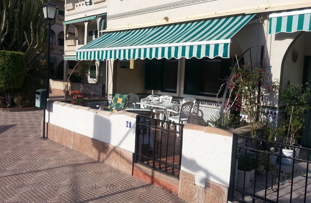 Appartement en rez de chaussée, 2 chambres, piscine commune, 5 min de la plage